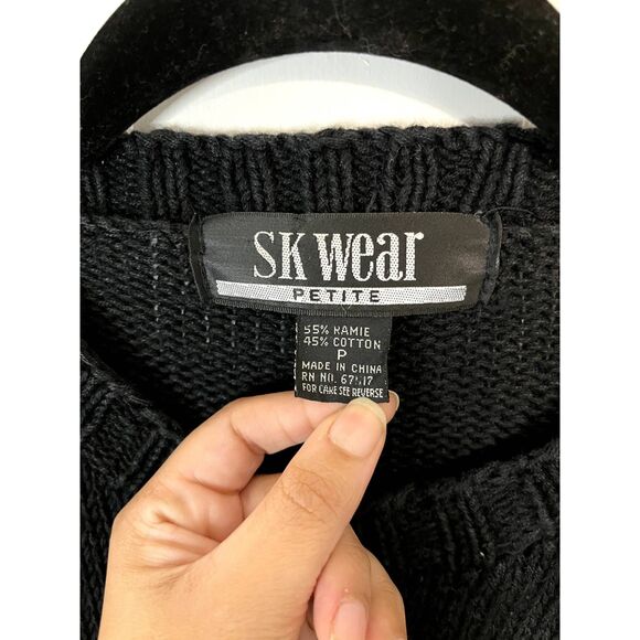 Vintage Sk Wear Black & White Geometric Ramie Blend Sweater Size Small Petite - Picture 7 of 8